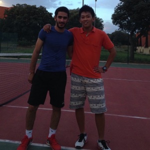 ＡＵＩの生徒で、テニスを通じて友達になったイェッシンです。